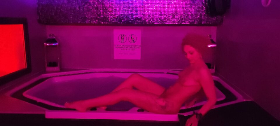 E6DFE1E0-A5A9-4B83-8523-92155BF16750.jpeg - YourBlackAngel