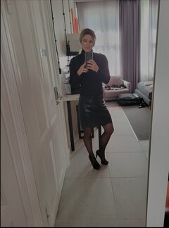 Screenshot_20230526_210016_Samsung Internet.jpg