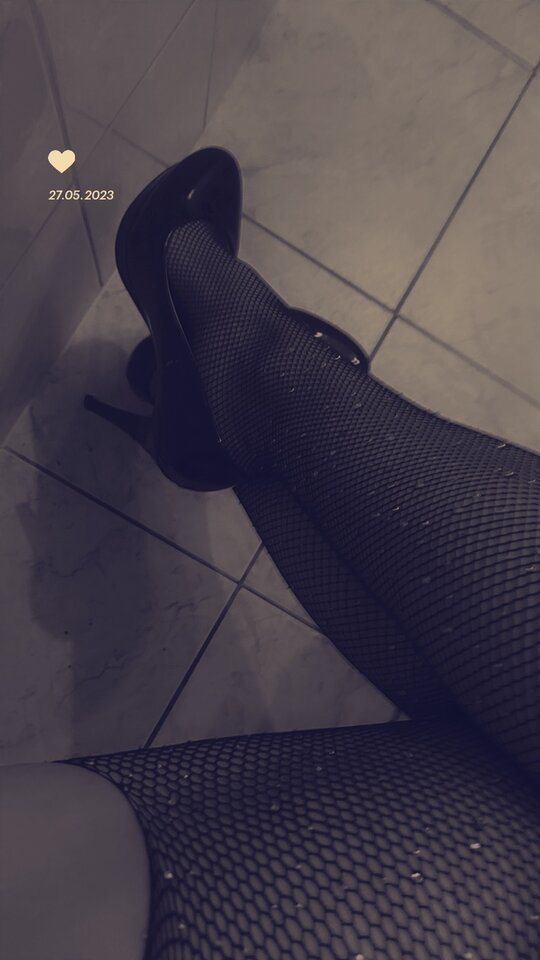 🤫👠👠 - JegoDiablica