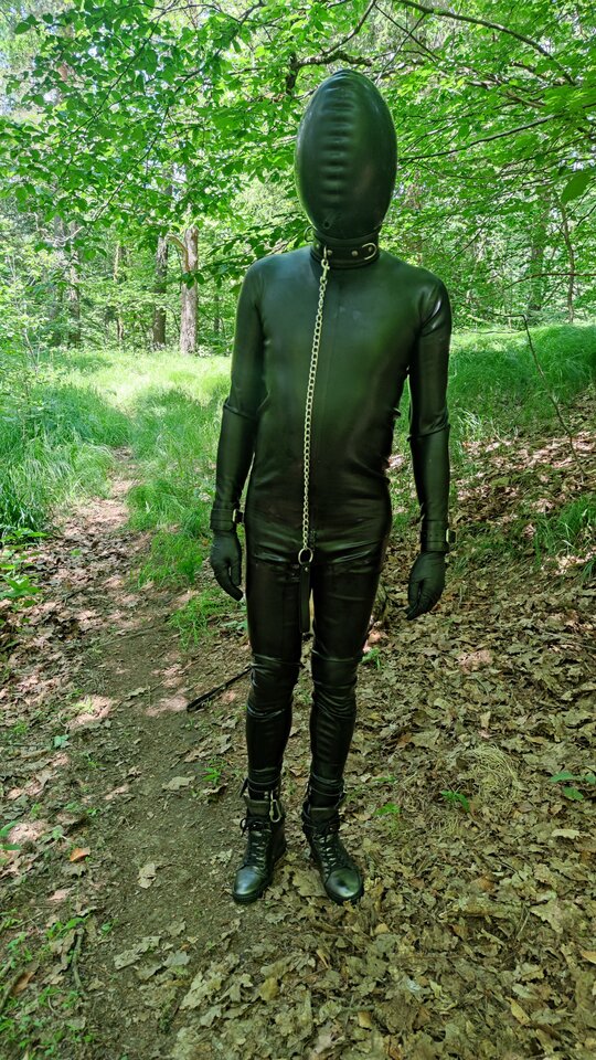 w lesie.jpg - Justyna71