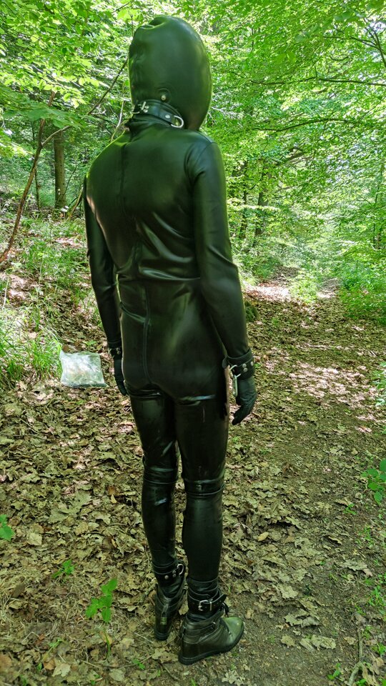 bdsm w  lesie.jpg - Justyna71