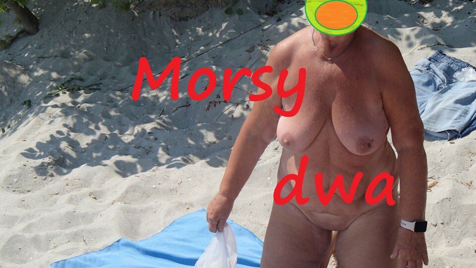 Przygotowania do opalania. - Morsy_dwa