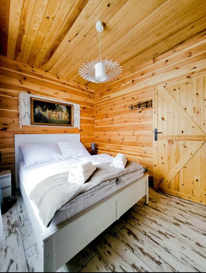 326816369_1222484318677360_6770931928086105475_n.jpg - Orzechowy__domek