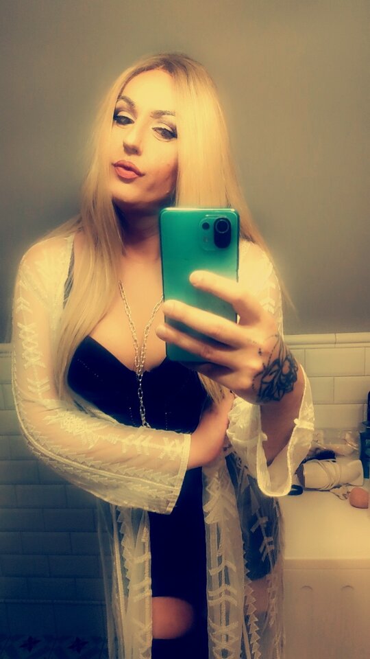 Snapchat-95834897.jpg - KarolinaShemale29