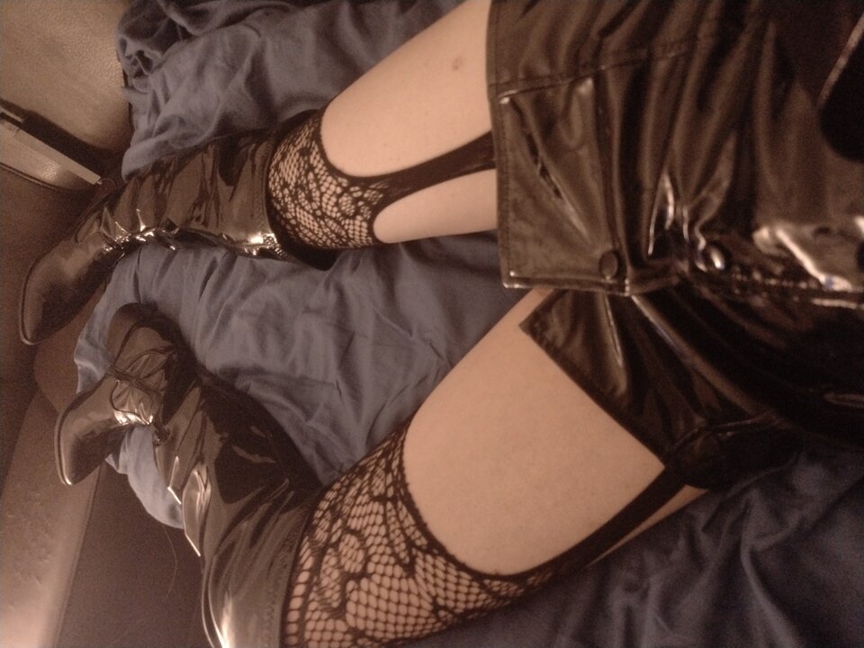 Pod spodem nie mam nic, tylko wielką chęć na... - MajkaTVCD