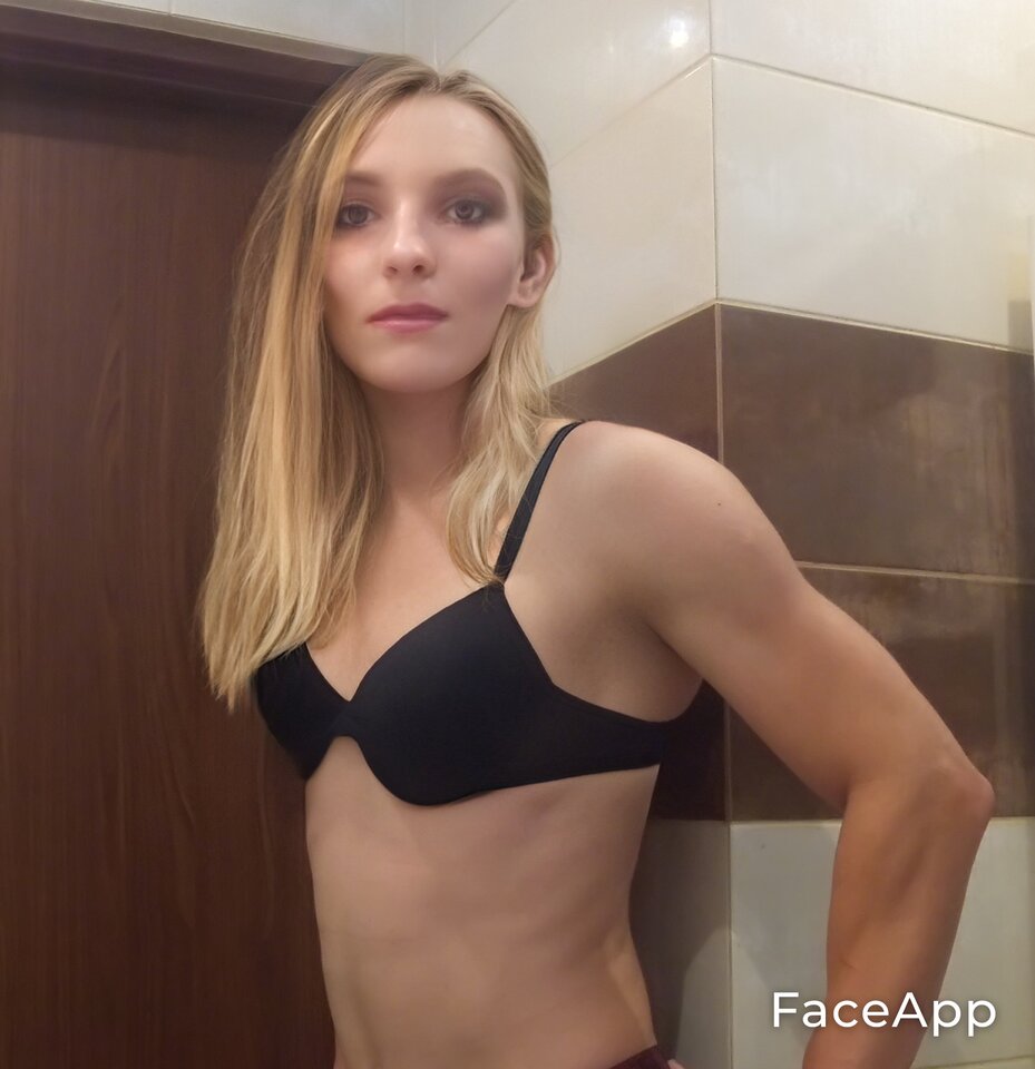 FaceApp_1687241263284.jpg - MoniaTransCD