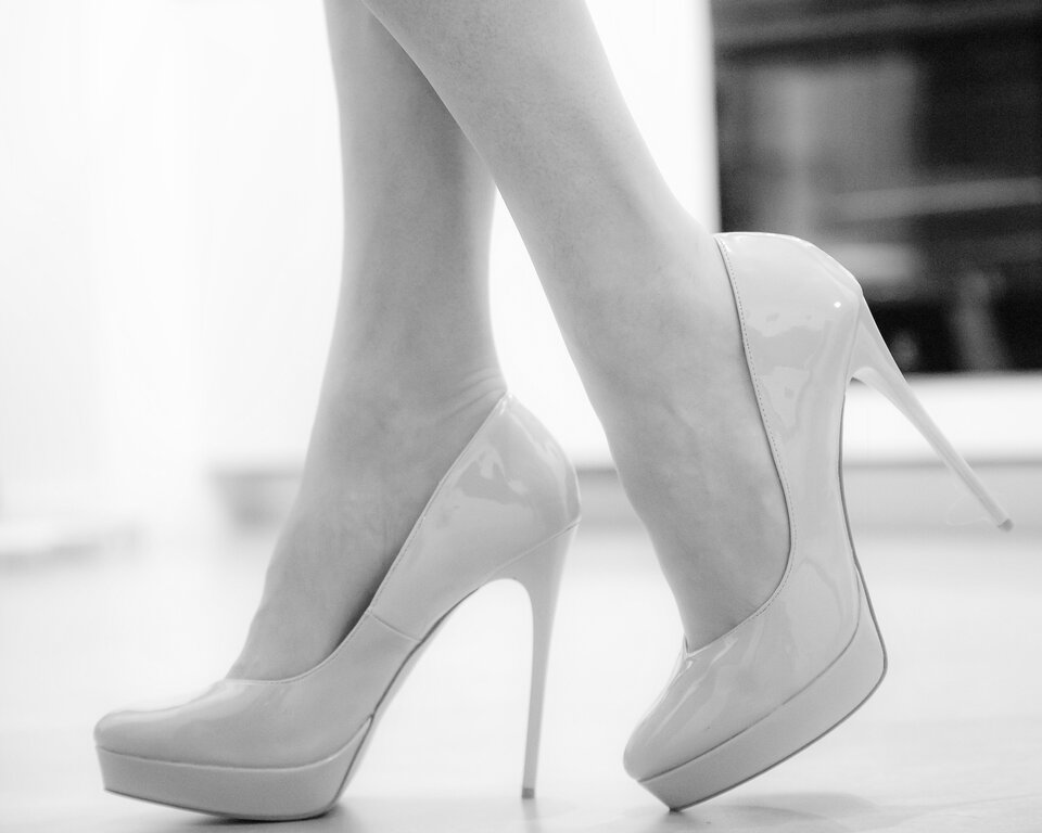 highkey.jpg - szpilki_rajstopy