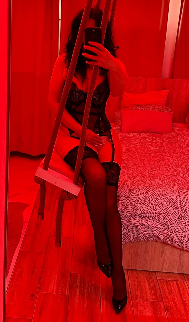 Monica_B