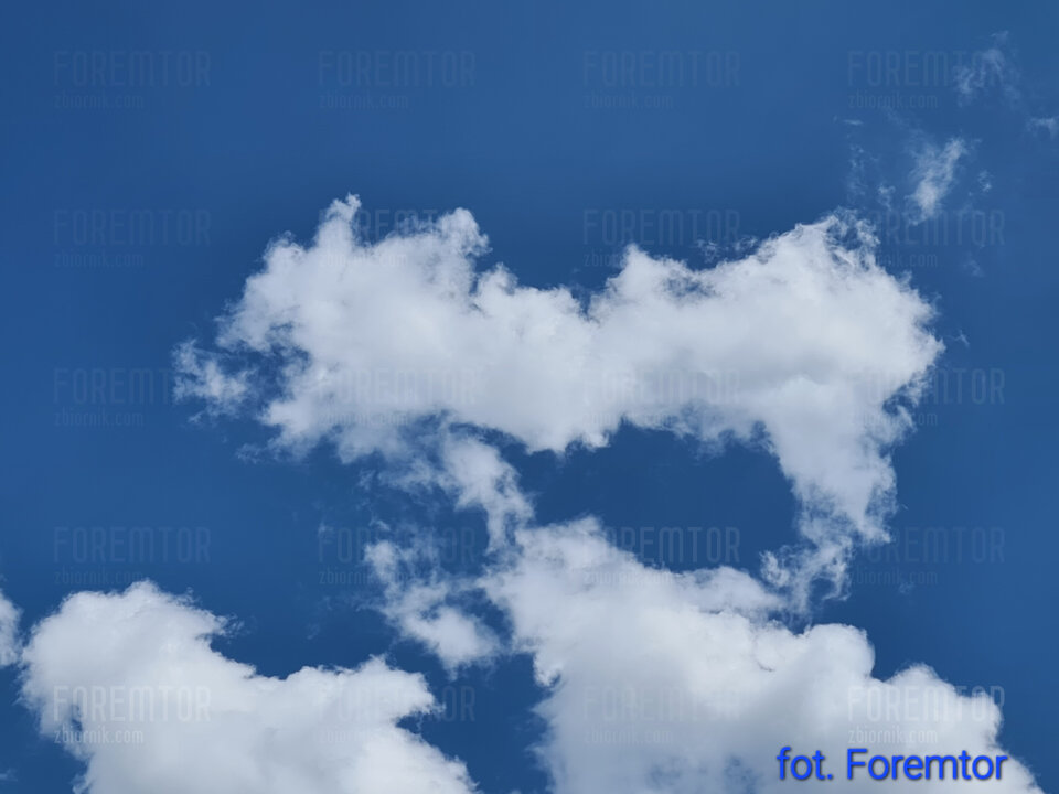 Smok ziejacy ogniem Zawadowski.jpg - foremtor