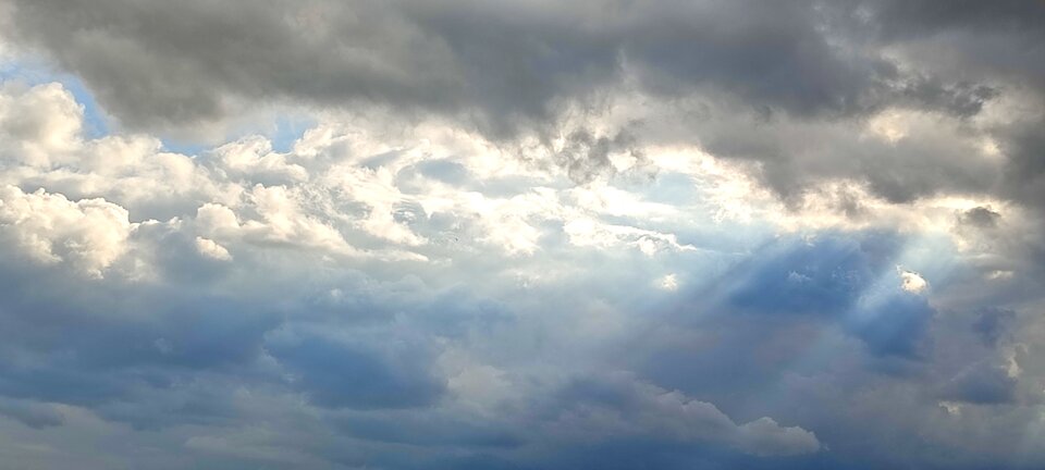 lipcowe niebo 🌥️⛅🌤️☁️☀️🌤️⛅🌥️ - phenisex