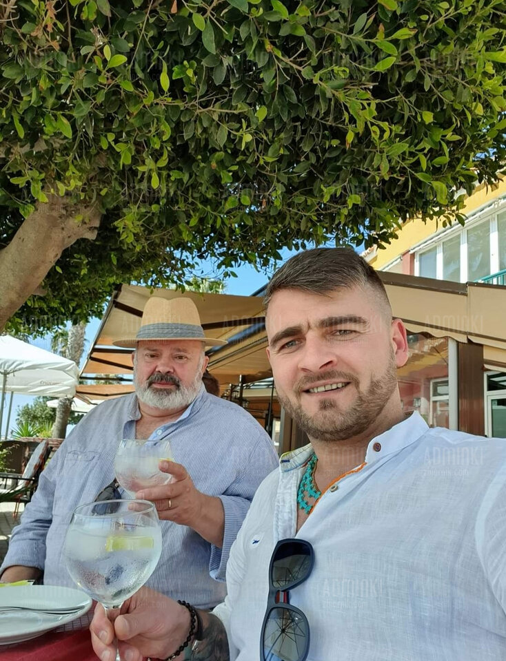 Nie ma to jak gin tonic  w taki upał 🍸 - Adminki