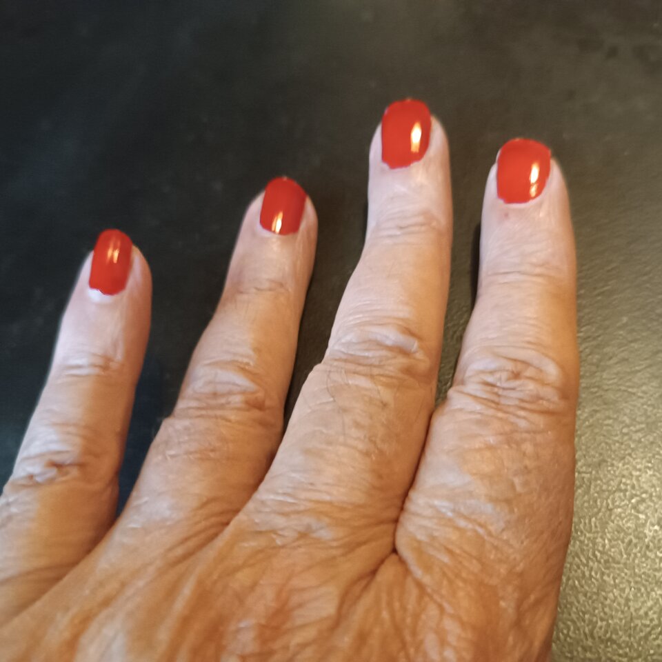 Świeżo pomalowane... 💅 - Gregorja