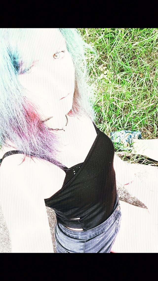 Yoursgirlfriend
