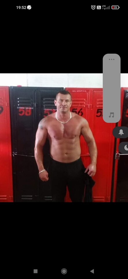 Screenshot_2023-06-30-19-52-01-091_com.facebook.katana.jpg - Adam769j