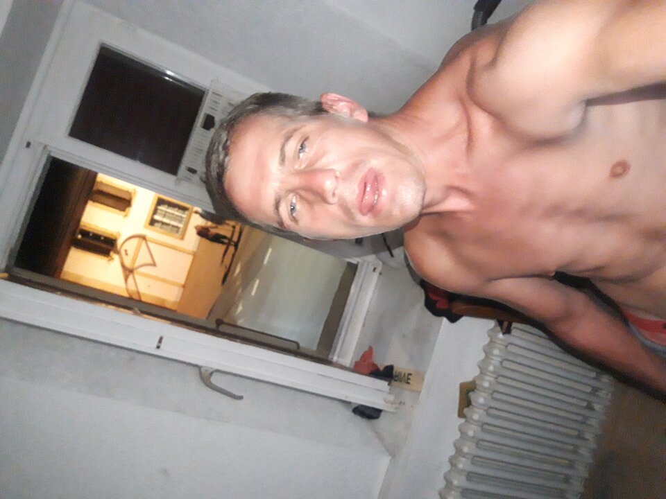 20230708_225226.jpg - Restdick