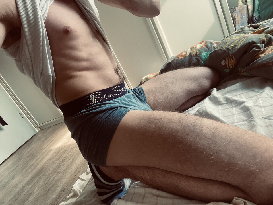 Czasem warto trochę się odsłonić 😈 - Gerardi