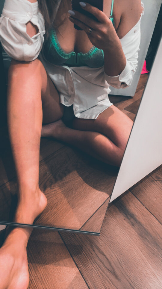 🤫🤭 - SweetLittle