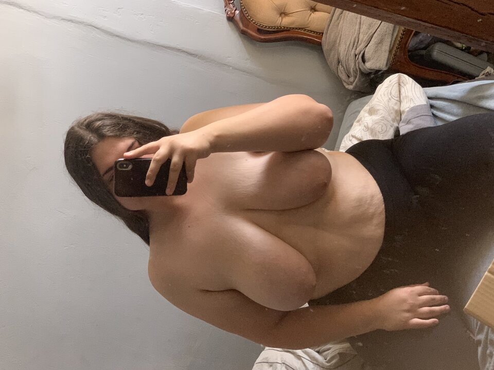 55A70F00-5AE3-4407-A550-B90AFD5AB724.jpeg - sitlig