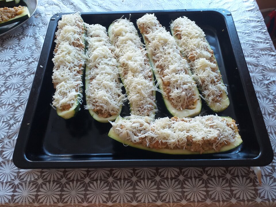 Sezon na cukinie otwarty... - DarMaj71