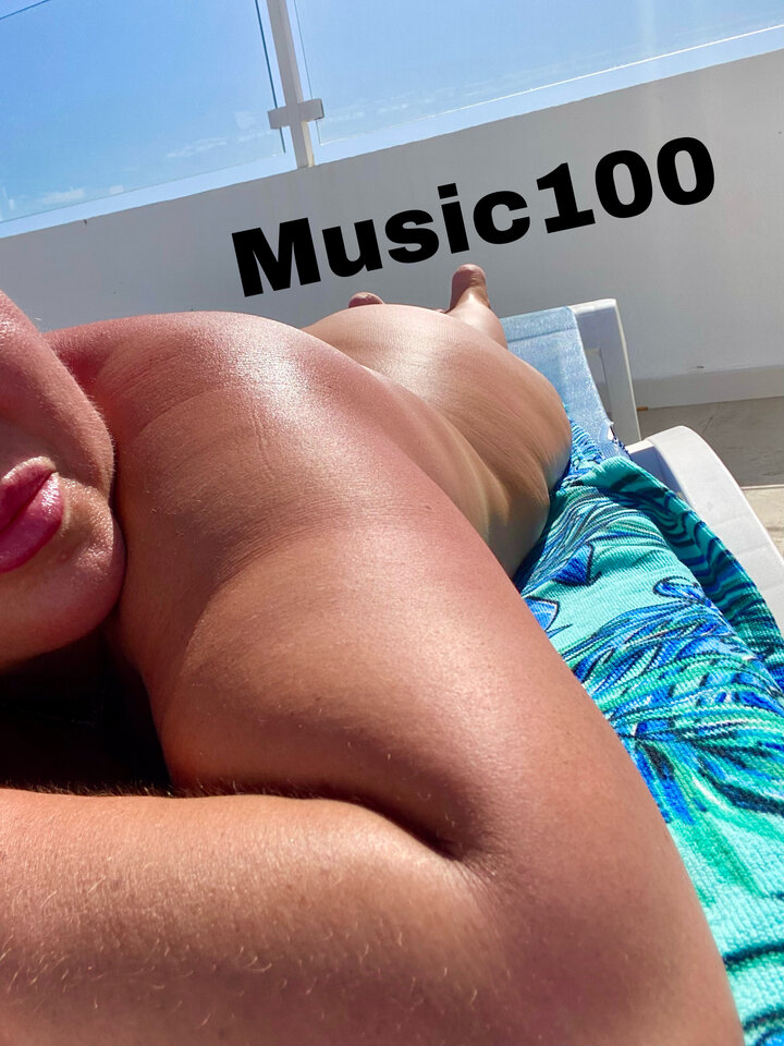 0AC07972-8CE3-45B0-AB29-DCF0E3F621A6.jpeg - Music100