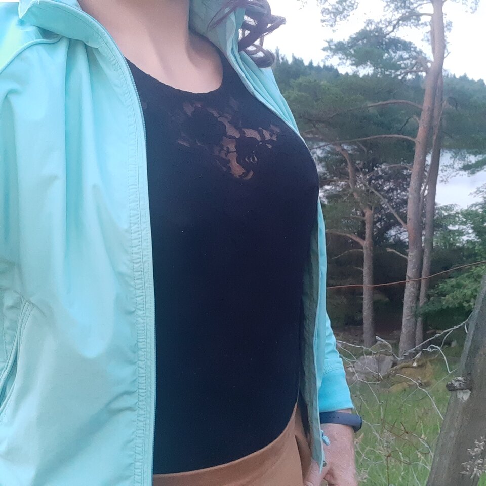 16904897092264000176762877768953.jpg - Palciusia