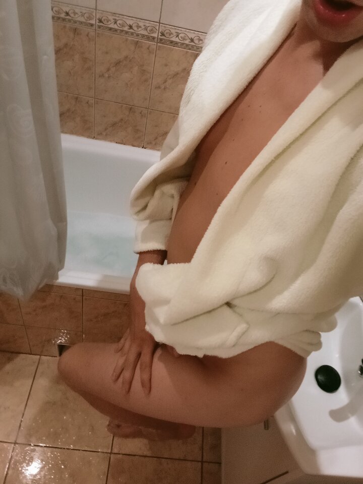 1690498659651692339839012458094.jpg - Bisexi1