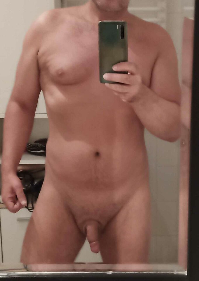 364189728_813133980185916_1941873454468855158_n.jpg - Gregorowitz