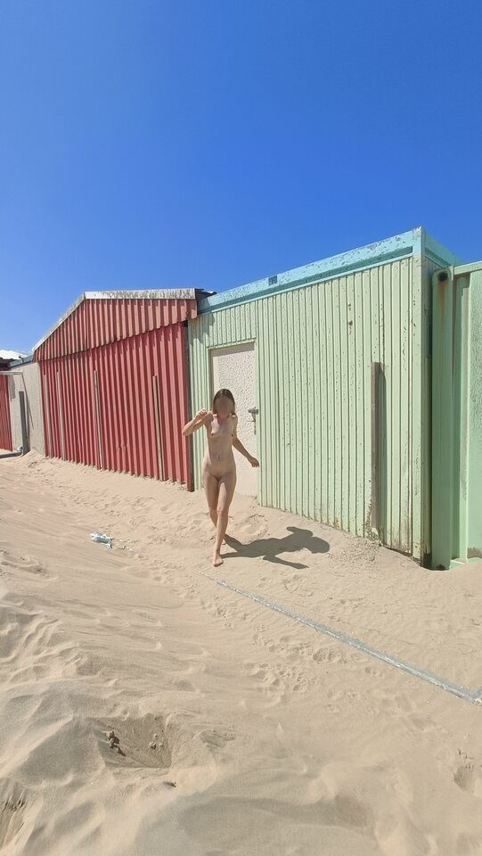 Point Blur_Jul292023_131928.jpg - eropar27