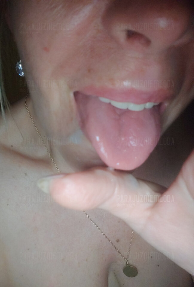 Tak sie kończą zabawy kutasem😁 - parajuzniemloda