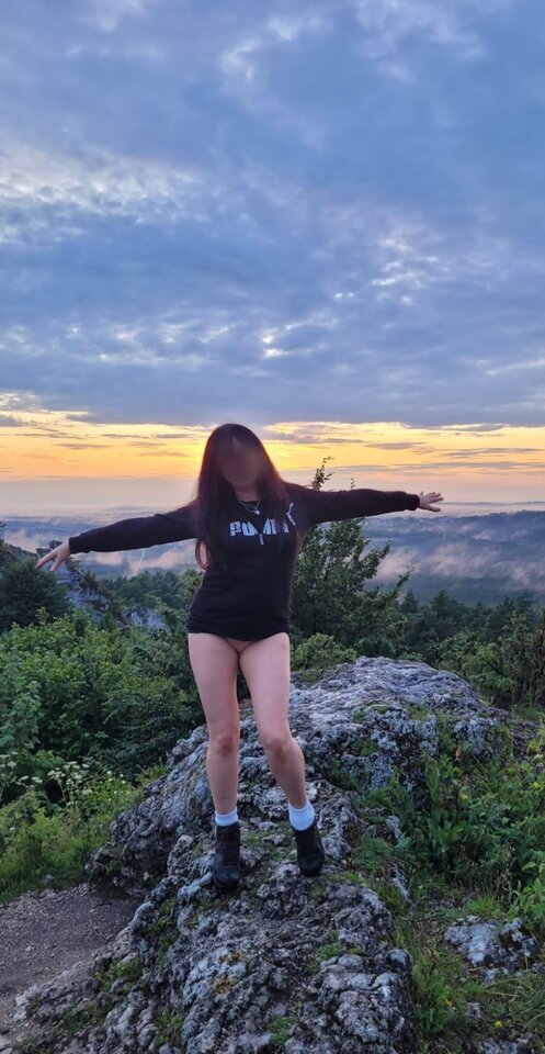 Point Blur_Jul312023_231947.jpg - Hagparka