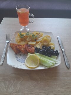 odrobinę słodyczy... razem z kwaśną cytryną...