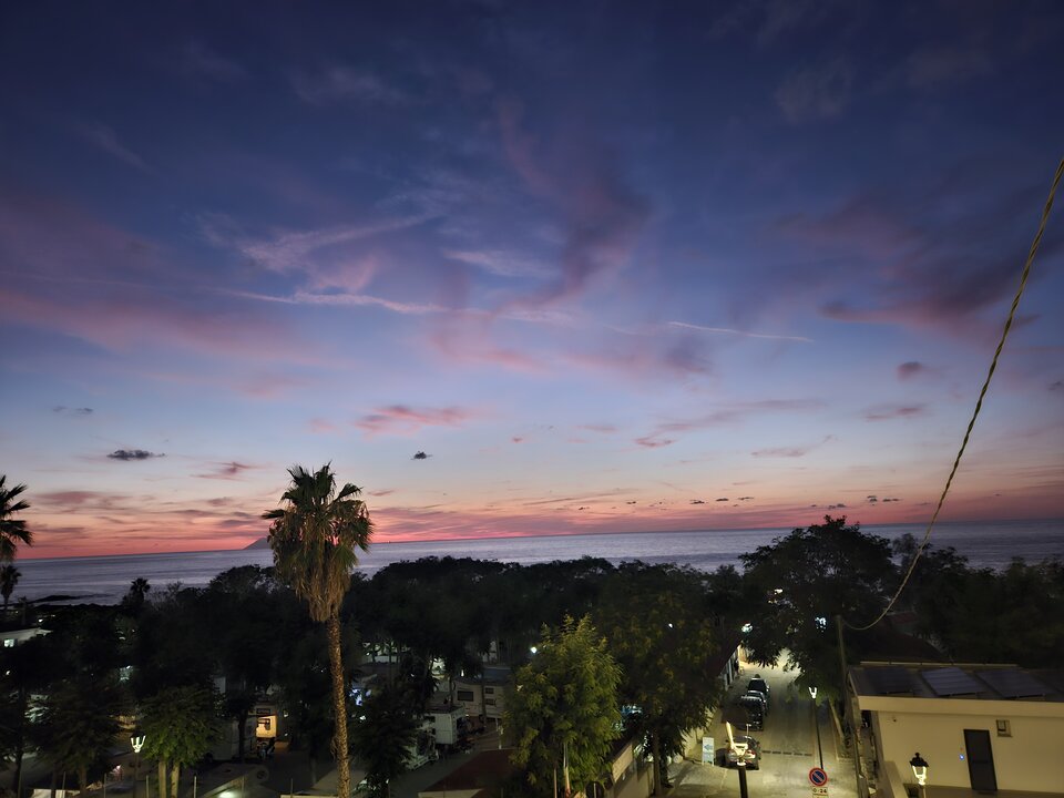 ❤️🔥🌞 - UpadlyAniolBi