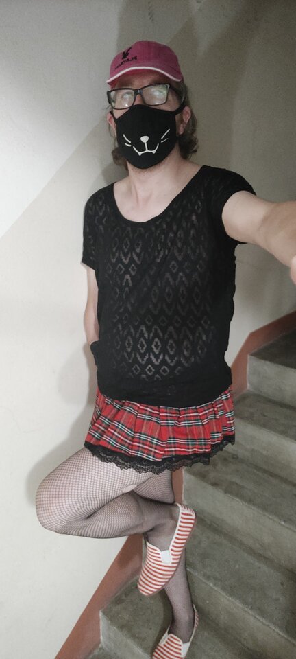 IMG20230811002231.jpg - 19_Niki_79