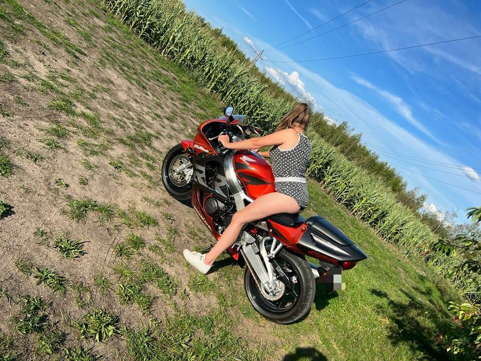 6dc44c07-52f1-48ca-8907-46f739fd2e9a.jpeg - ultimatecouple