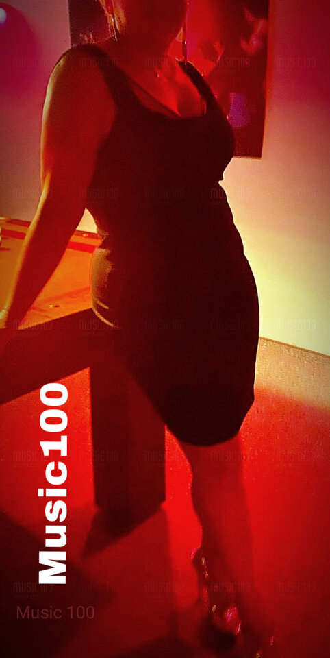 73AEDB58-1040-4090-B807-37066EA4B11D.jpeg - Music100