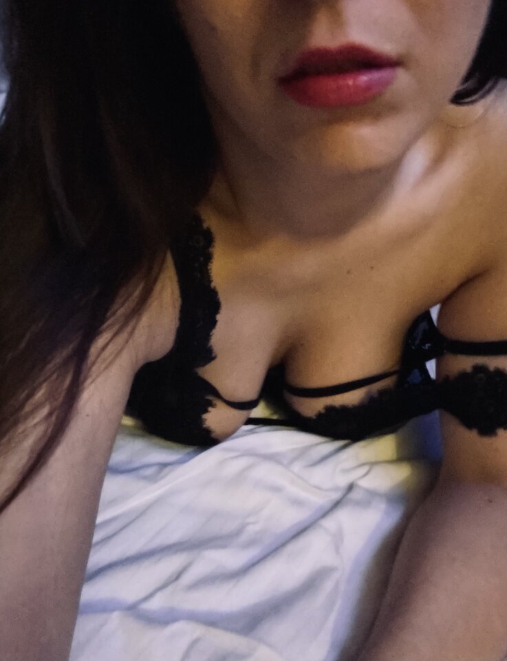 IMG_0877.jpeg - HotMarriage