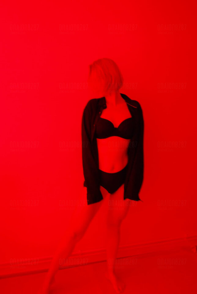 Red & Black 💋 🖤 - Onaion8287