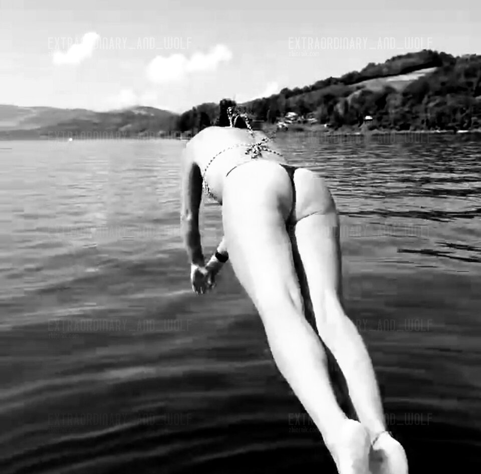 Czas się schłodzić 🌊💧❄ - extraordinary_and_wolf