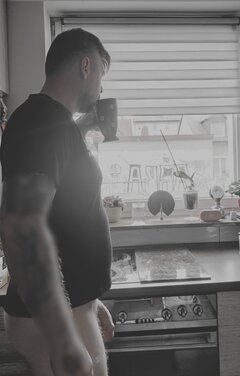 Ciekawe Czy Sąsiadka Mnie Widzi 😋😋