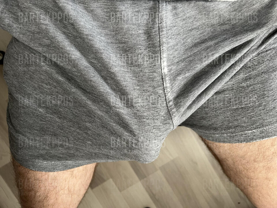 I jak tu skupić się na pracy? 😋 - bartekppos