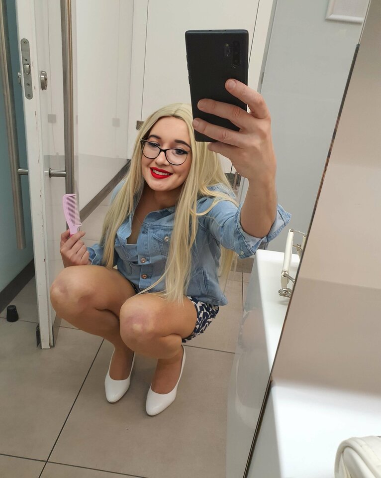 Nie mam już tej peruki, ale fajna była.jpg - ablc2