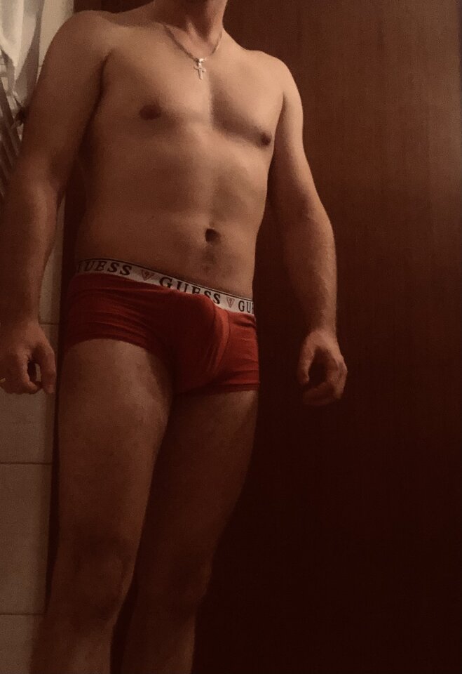 900F9F2F-1F9E-4D45-9F4F-BCEA45FC58D1.jpeg - Mickey19p