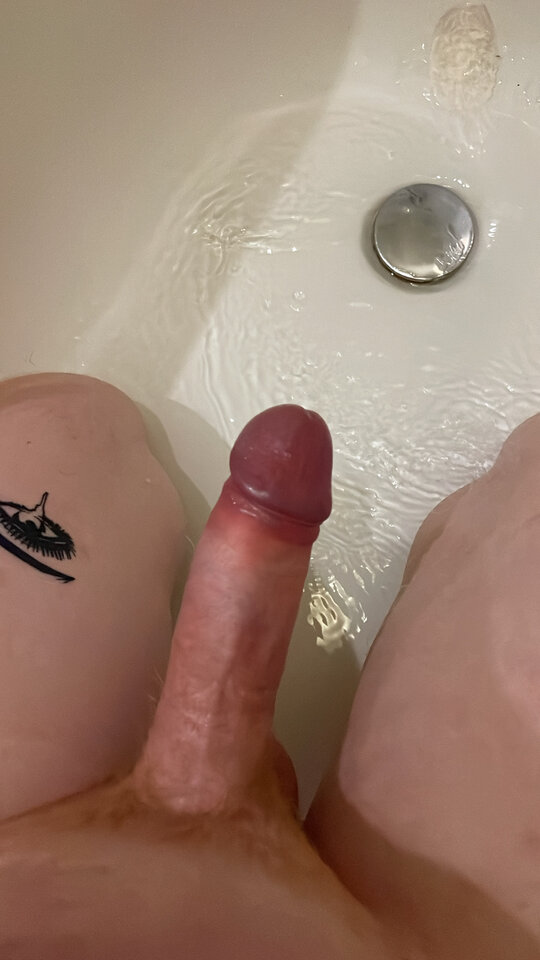 A8E361DD-CB82-4C1F-9C7A-0DC6FE85F1B8.jpeg - suckmeck