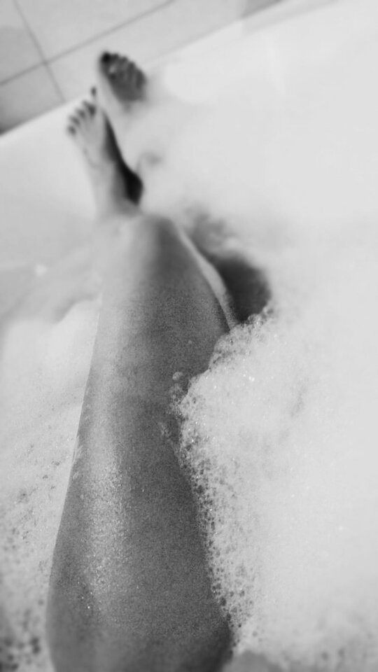 💦 - Czarnanabialym