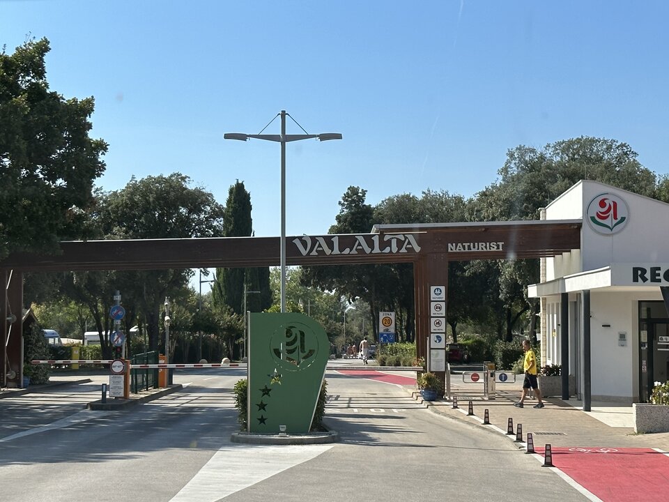 A01548AC-86ED-4ACB-A57E-DA004A88A252.jpeg - heniek88