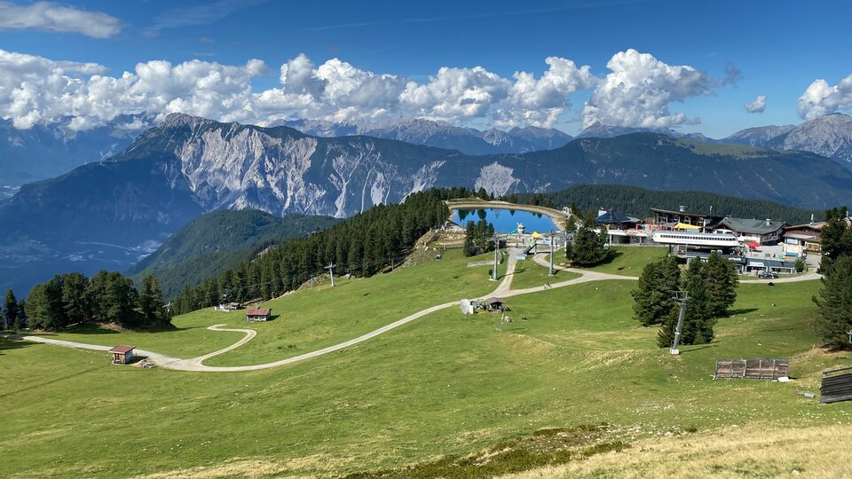 f563f253-90f5-4da3-8ae4-6f4b21395de7.jpeg - May_Day