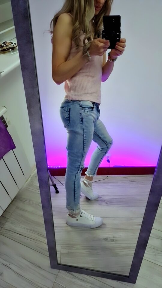 2023-04-14-22-49-13-828.jpg - Kaylafemboy