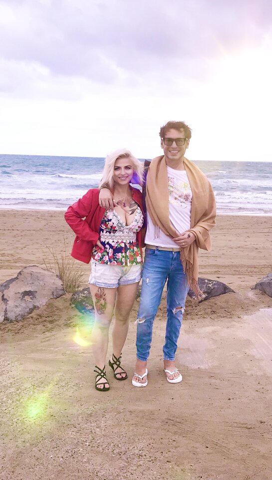 69EC5EF6-5DE5-4C45-B9C3-28CF5F3832C2.jpeg - LadyLaura44