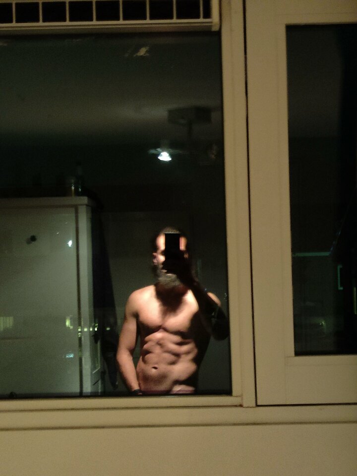 Okieneczko powiedz przecie 🤣🤣 - Kolega_ze_zbiornika