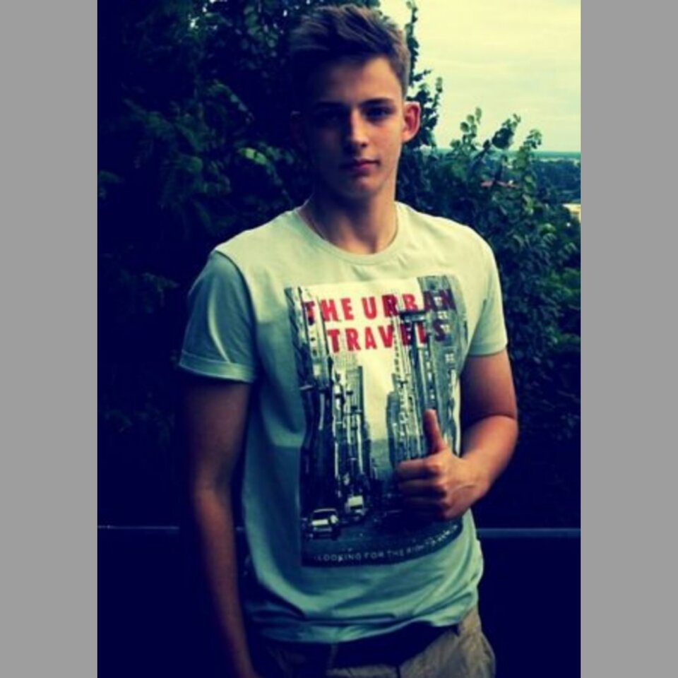 PicsArt_12-10-11.29.32.jpg - Marcineq20